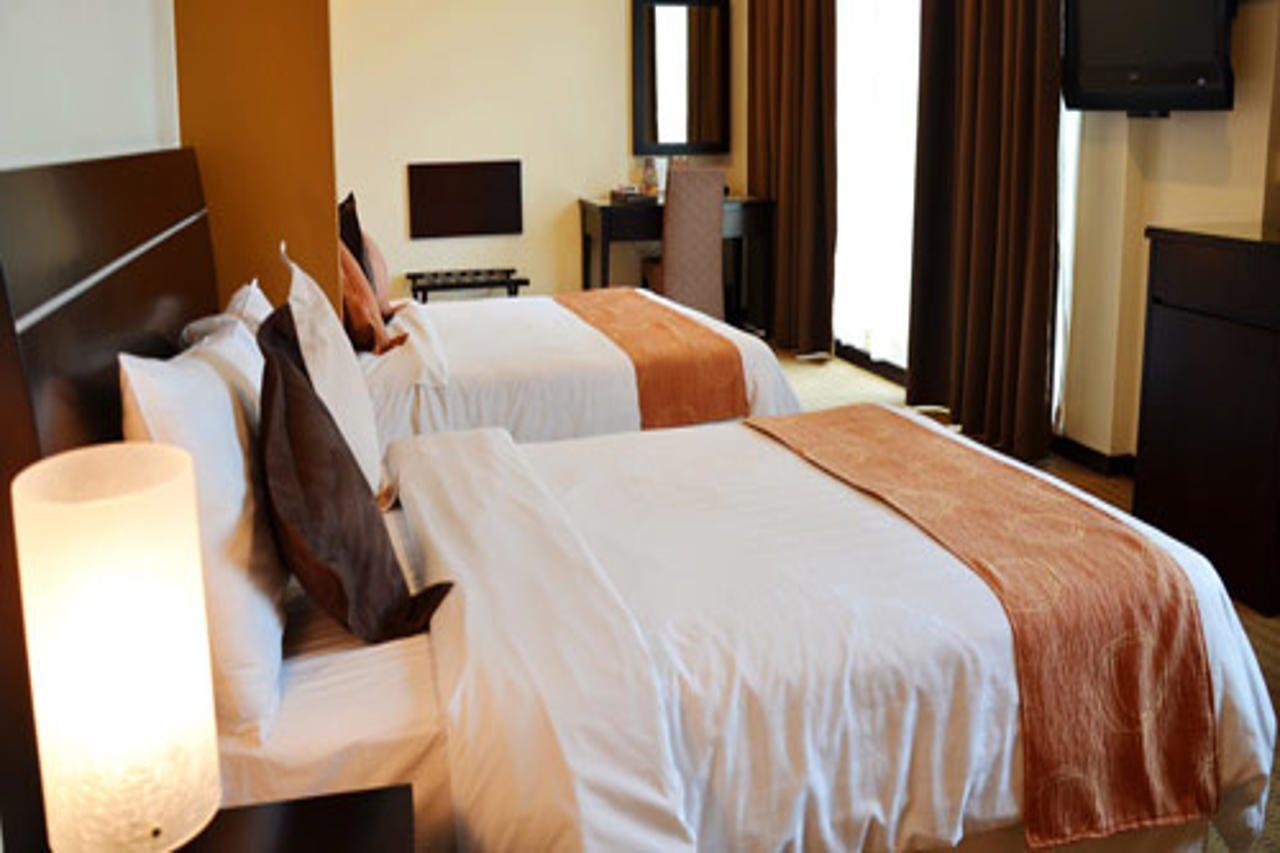 Hock Lee Hotel & Residences Kuching Eksteriør bilde