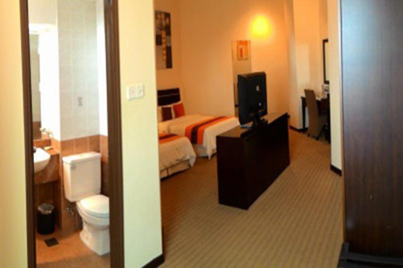 Hock Lee Hotel & Residences Kuching Eksteriør bilde